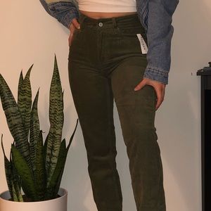 PacSun NWT Corduroy Mom Jean